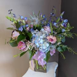 #716 Designer's Choice Vase Arrangement