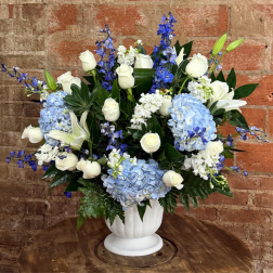 Designers Choice Sympathy Basket