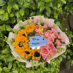 Mirror Bouquet