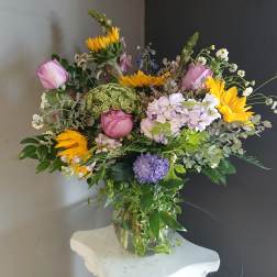 #714 Designer's Choice Vase Arrangement