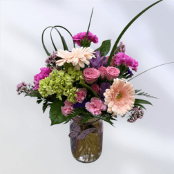 MD60 A Floral Hug