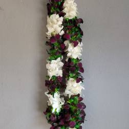Orchid lei. Green/purple and white chunk