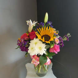 #709 Designer's Choice Vase Arrangement