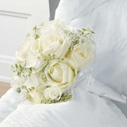 SF15-11 Bouquet - John Henry Sympathy