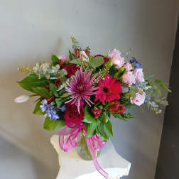 # 746 Designers choice vase arrangement