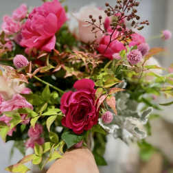 SUMMER HAND TIE BOUQUETS