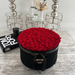 Luxury Red Preserved Roses Velvet Box™