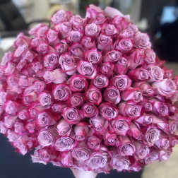 Large bouquet of pink and lavender roses