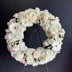 Pure Remembrance Wreath