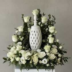 Classic Urn Holder