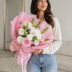 Blush Classic Garden Bouquet