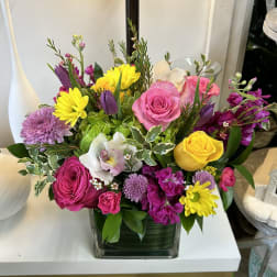Premium mixed arrangement