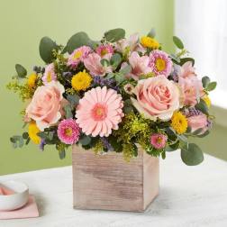 Spring Sentiment™ Bouquet