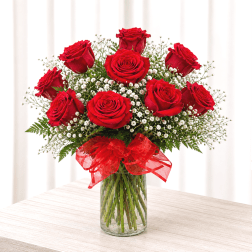 Traditional Dozen Roses