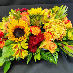 Robust fall sunflower centerpiece
