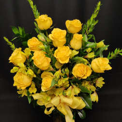 Premium dozen long stem Yellow roses - Read description