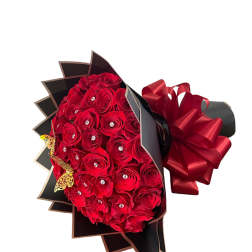 Buchon 100 Red Roses Wrapped