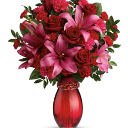 Teleflora's Crimson Kisses Bouquet PM