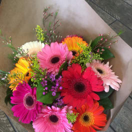 Happiness Full of Gerberas Daisies Bouquet
