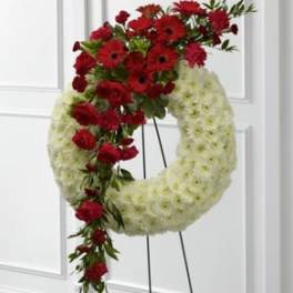 Graceful Tribute Wreath