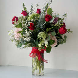 1 Dozen Roses Arrangement Premium