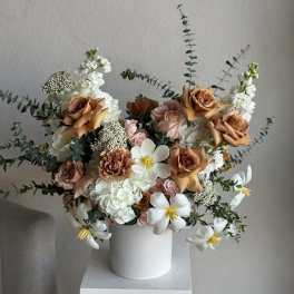 Coffee Sky mixed Arrangement 