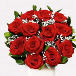 Classic  12  Red Roses Bouquet