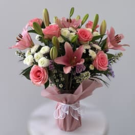 Romance & Roses