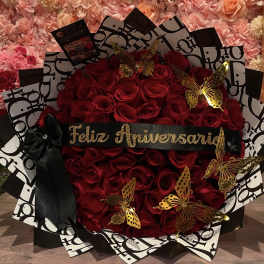 Red Anniversary Bouquet 