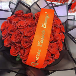 ROMANCE 36 Roses