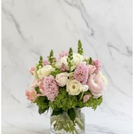 Pink & Rose Vase arrangment