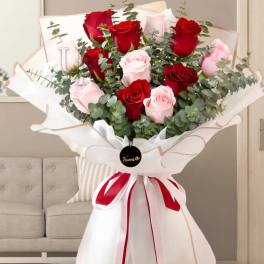RED & PINK ROSES WRAPPED BOUQUE