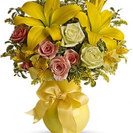 Teleflora's Sunny Smiles