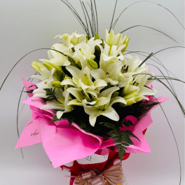 Elegant Lily Bouquet