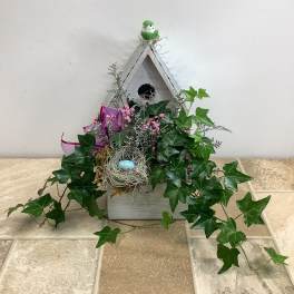 Birdhouse Planter
