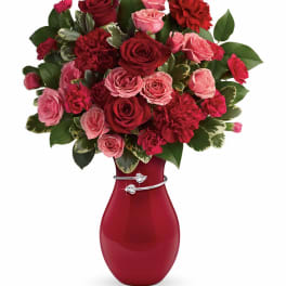 Teleflora's Hearts Entwined Bouquet