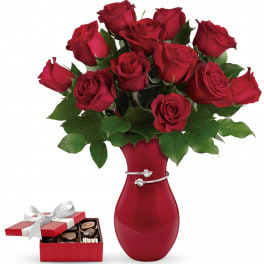 Gift From The Heart Bouquet with chocolates PM