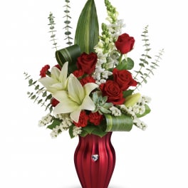 Teleflora's Hearts Aflutter Bouquet DX