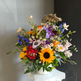 #753 Designer's Choice Vase Arrangement