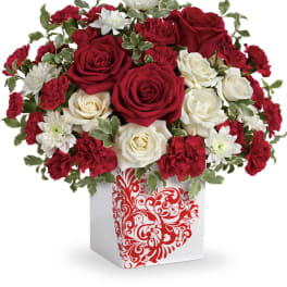 Teleflora's Best Friends Forever Bouquet DX