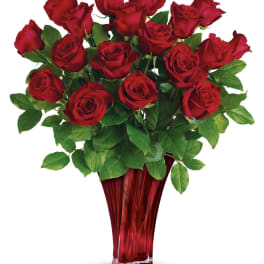 Teleflora's Legendary Love Bouquet DX