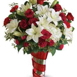 Teleflora's Work Of Heart Bouquet PM