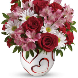 Teleflora's Happy Hearts Bouquet DX