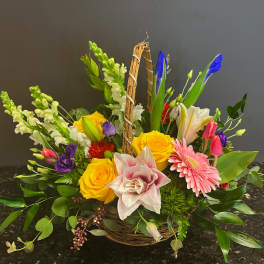 Lilie's Garden Basket