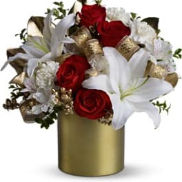 Teleflora's 24 Karat Bouquet
