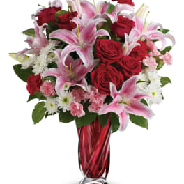 Teleflora's Swirling Beauty Bouquet PM