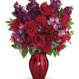 Teleflora's Shining Heart Bouquet PM