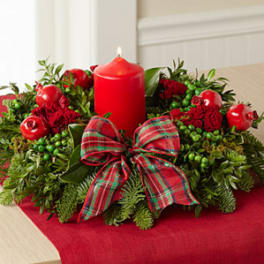 Hearts Aglow Holiday Centerpiece