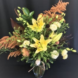 Large Bouquet with Seashells