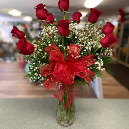 One Dozen Long Stem Red Roses (R12R)
